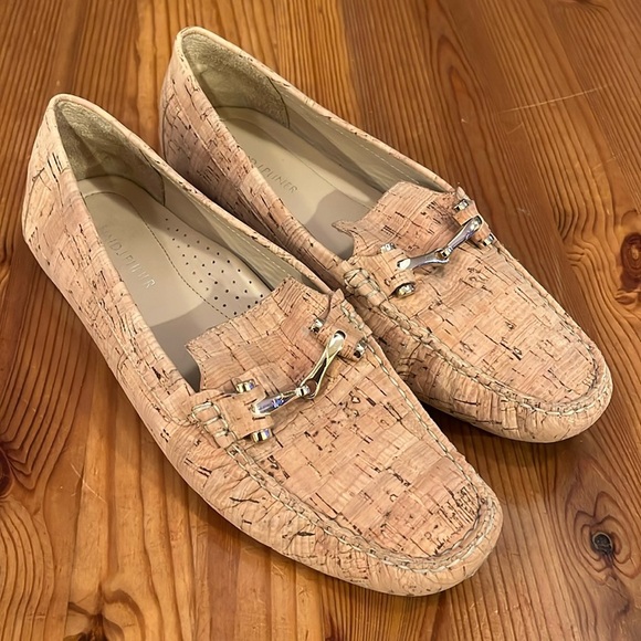 Donald Pliner Loren Designer Cork Loafers with Metal Accent size 8 M - Picture 1 of 9